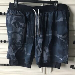 Vuori Stockton shorts camo size XXL